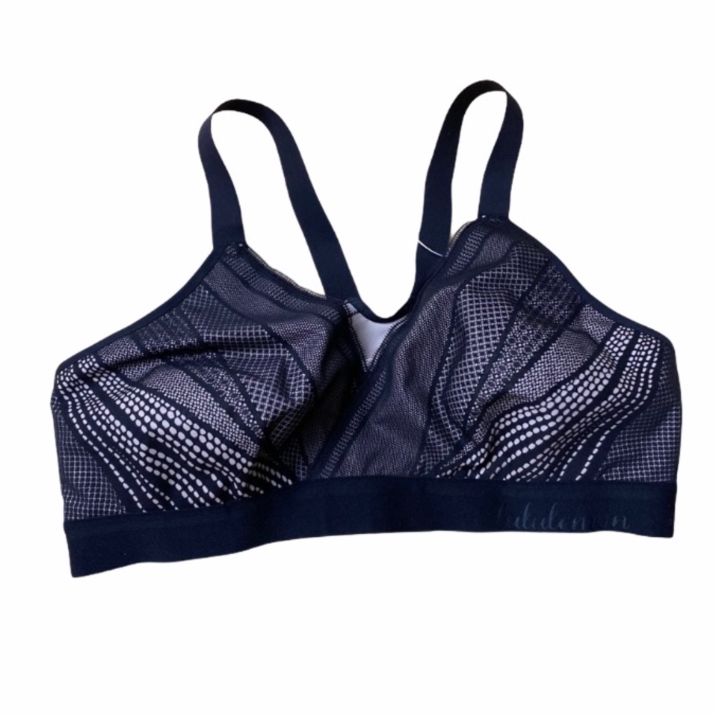 NWT Lululemon Black Awake To Lace Bra 32C & 34DD